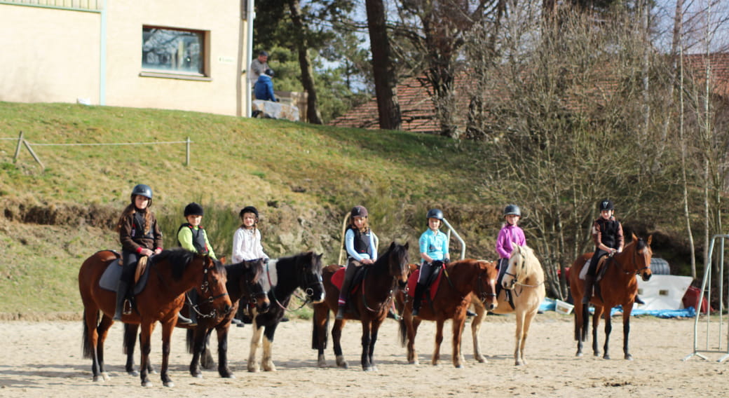 Ecole d'équitation et poney Club à Saint-Victor Malescours