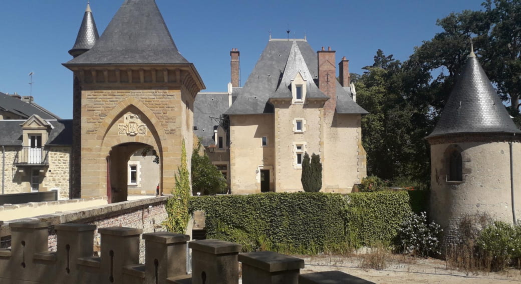 Château d'Origny à NEUVY - MOULINS