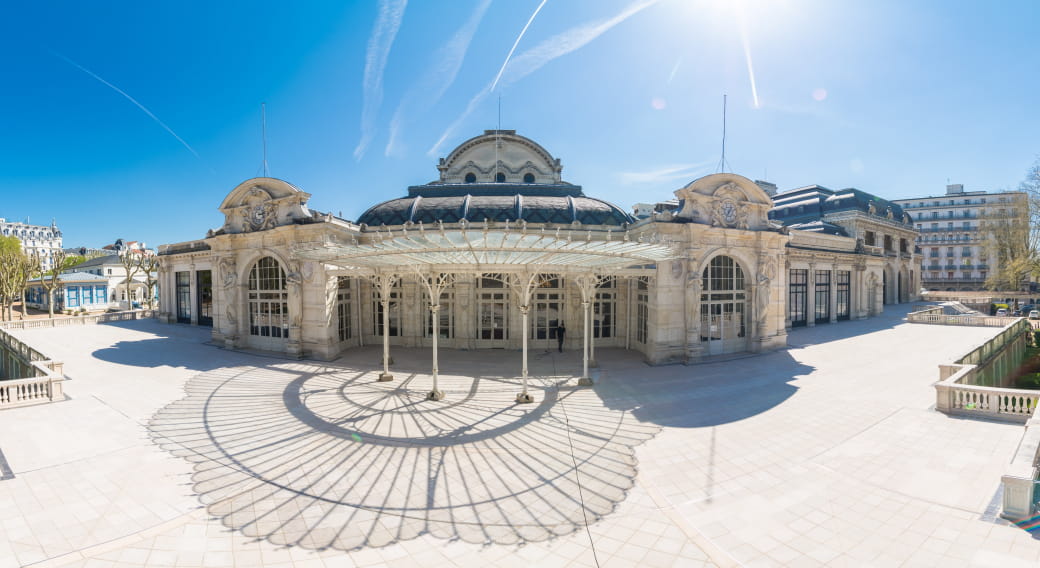 Visite guidée : 'Grand Casino Opéra de Vichy'