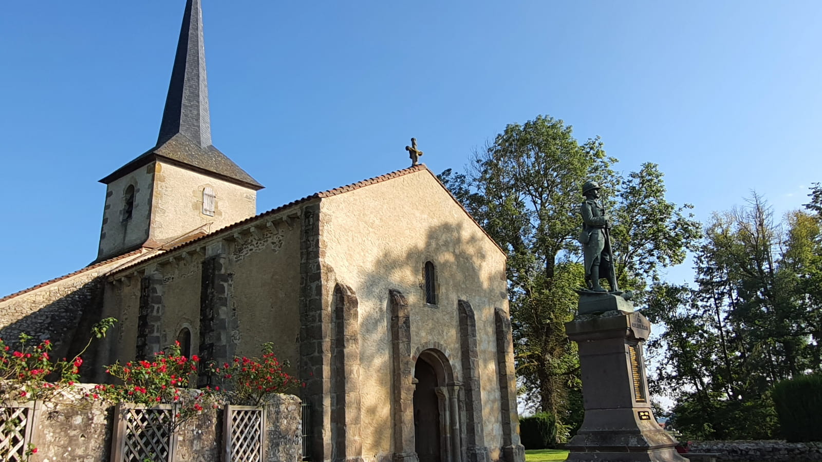 Eglise Saint-Marcel, Saint-Marcel-en-Murat