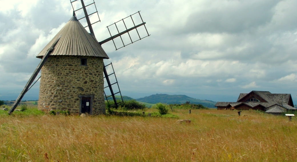 Journées du Patrimoine de Pays et des Moulins : visite du moulin à vent de Celoux
