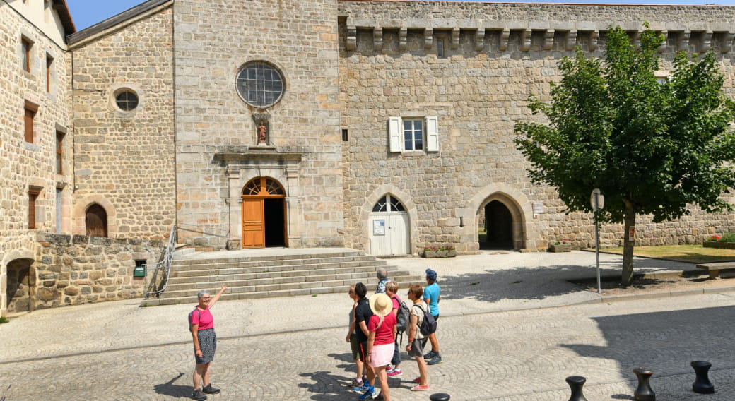 Église et Château Prieuré clunisien