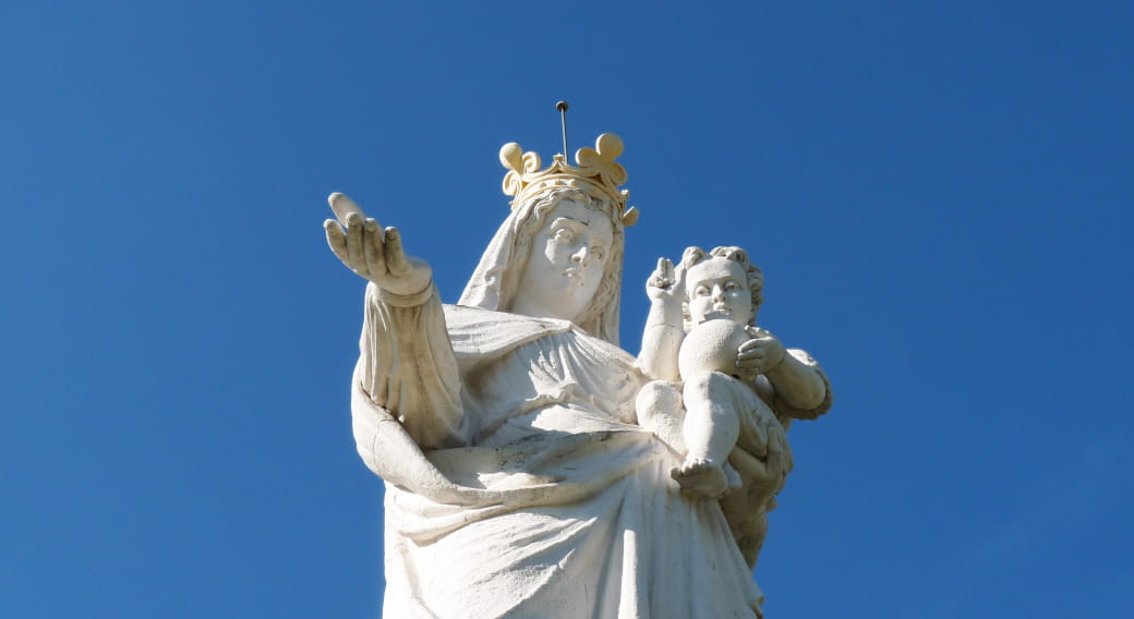 Vierge de Monton avec son enfant