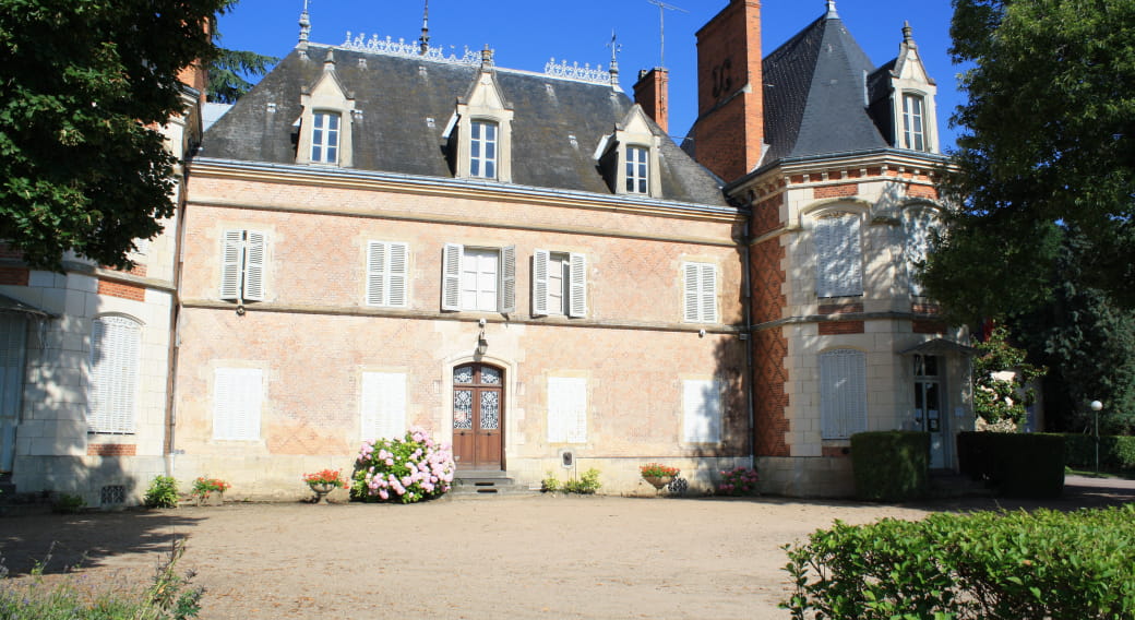 Façade du château - Mairie