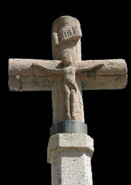 La croix de la fontaine d’Armand