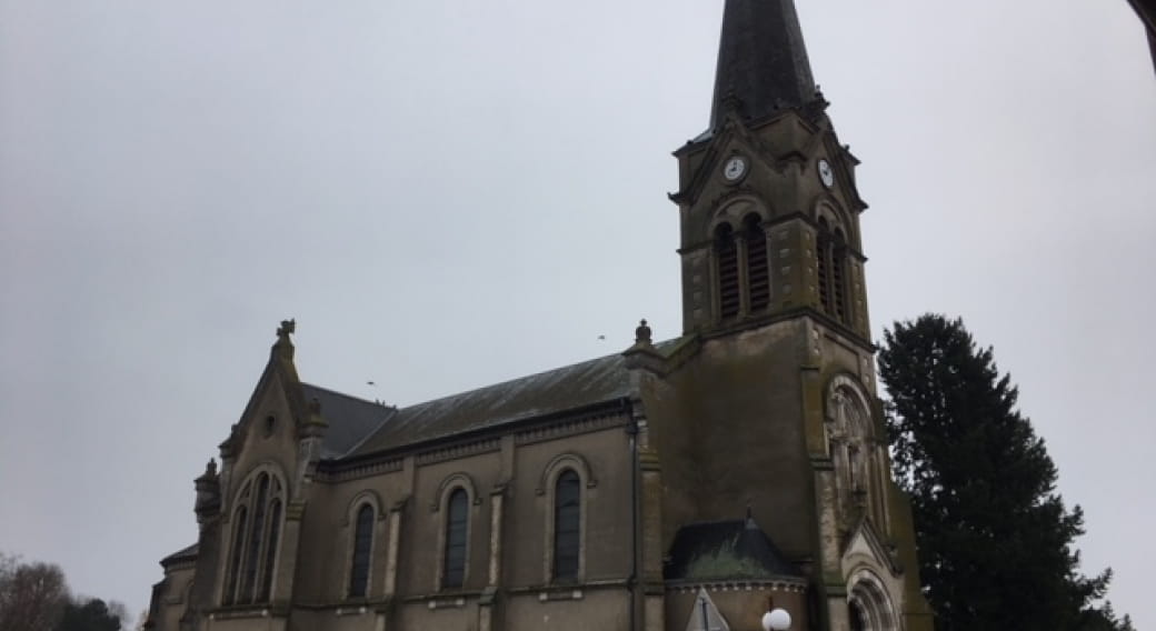 Eglise de Villeneuve sur Allier