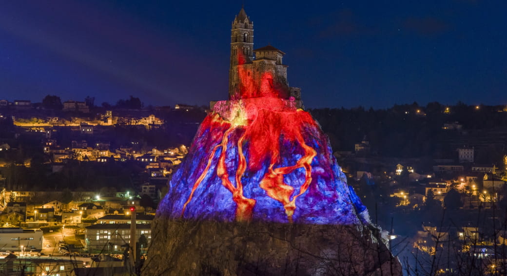 Group : Stay 1 day/1 night Le Puy, city of lights