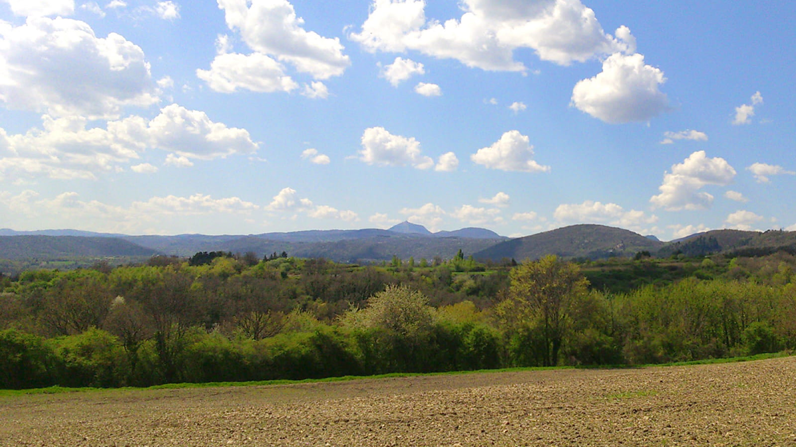 Panorama sur la Chaîne des Puys