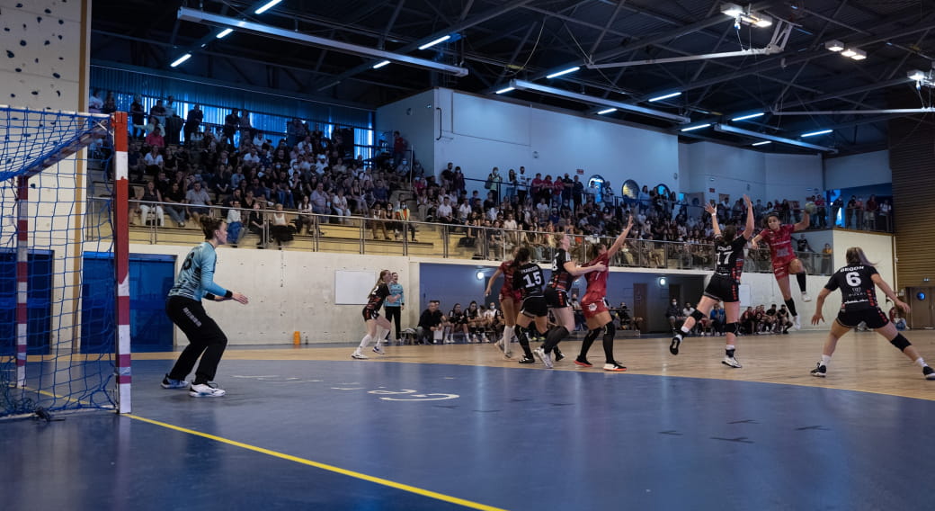 Championnat D2 Féminine de Handball : HBCAM 63 - Sambre Avesnois HB